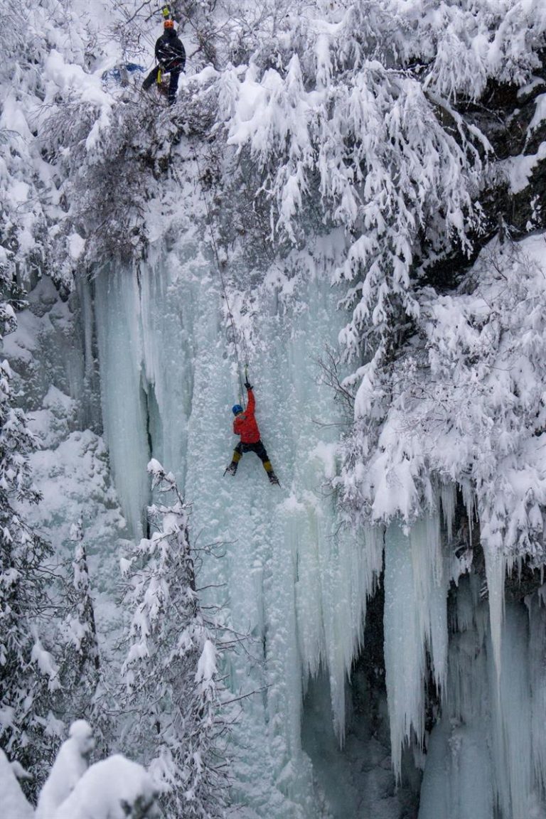 Tsina Bridge Pillar - Alaska Ice Climbing