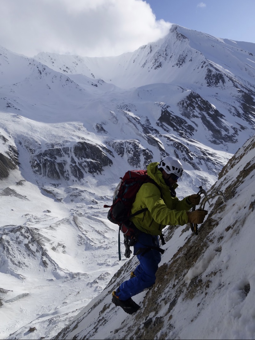 Aim for the Bushes. Photo: Shane Ohms.